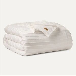 UGG Devon Textured Comforter in Bright White